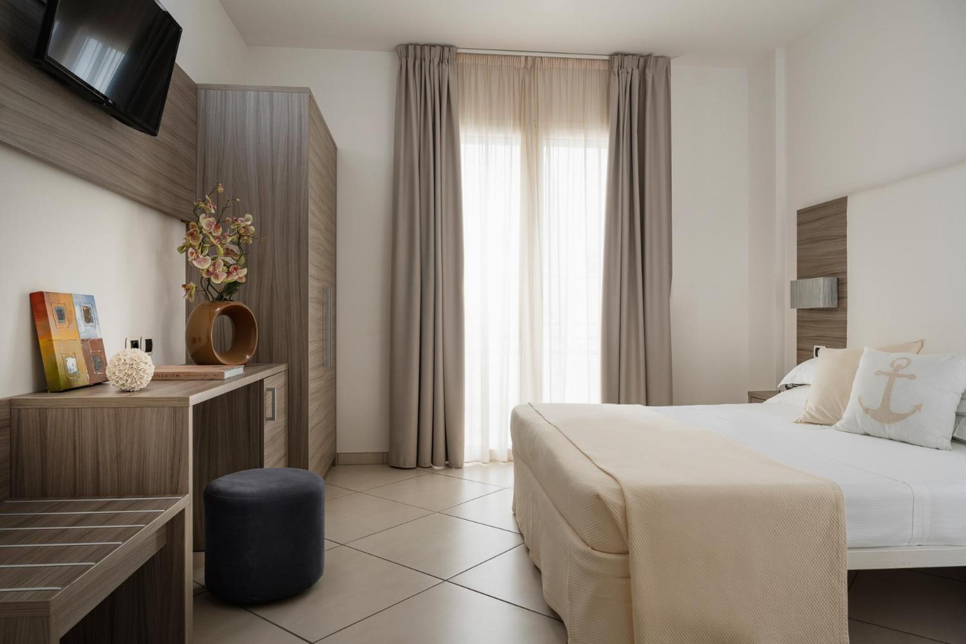 Hotel Embassy Riccione Exterior photo